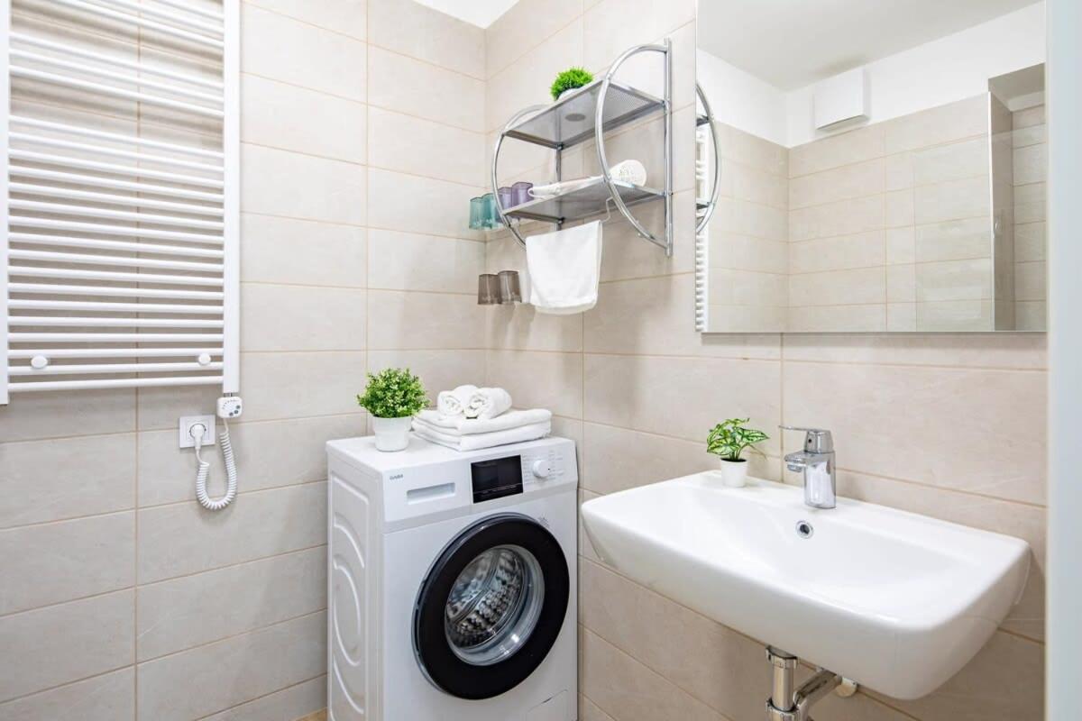 부다페스트 Free Parking - Balcony - Sunny - New 아파트 외부 사진